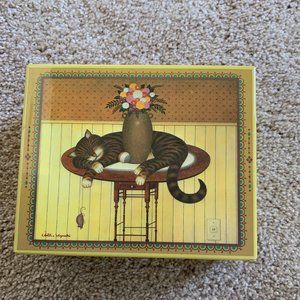 Herkymer the cat  musical jewelry box